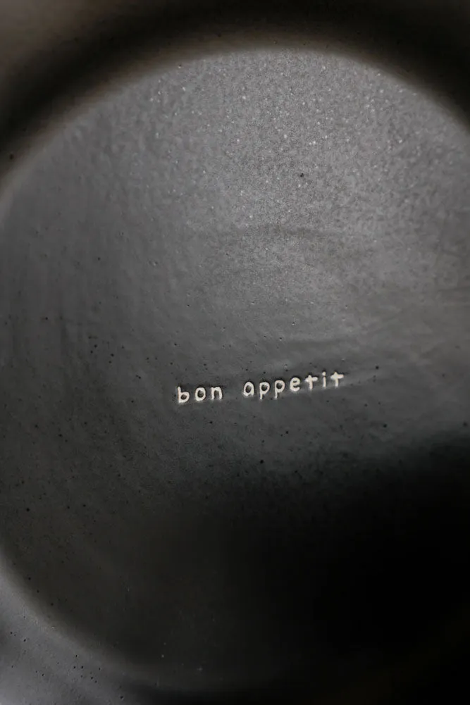 12 Piece Black Bon Appetit Dinner Set