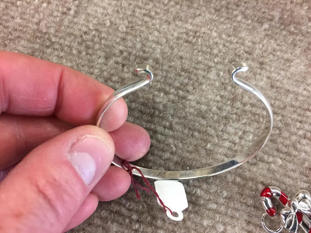 Candy Cane Silver Bracelet With Removable Center Piece 7"
