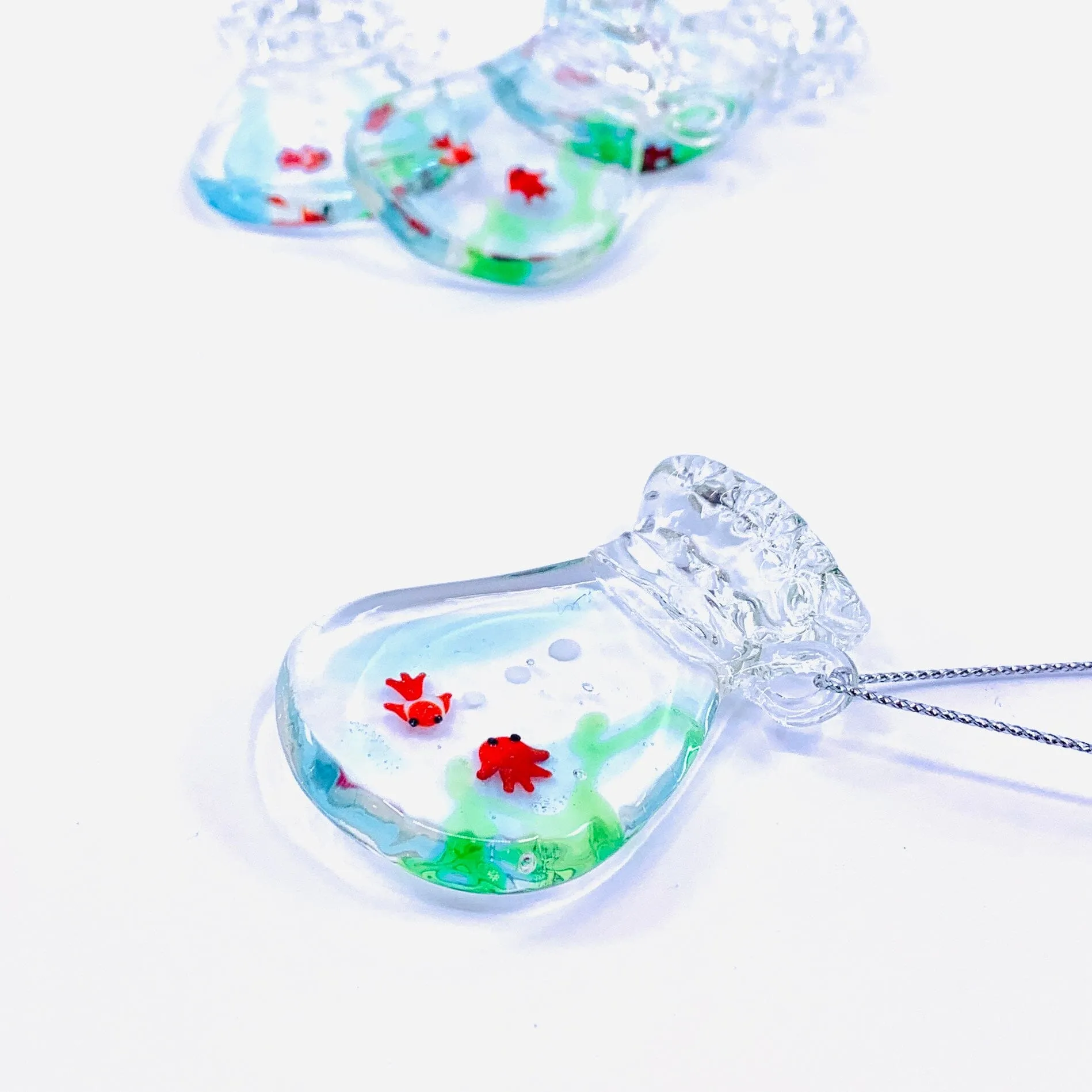 Fishbowl Car Charm 245