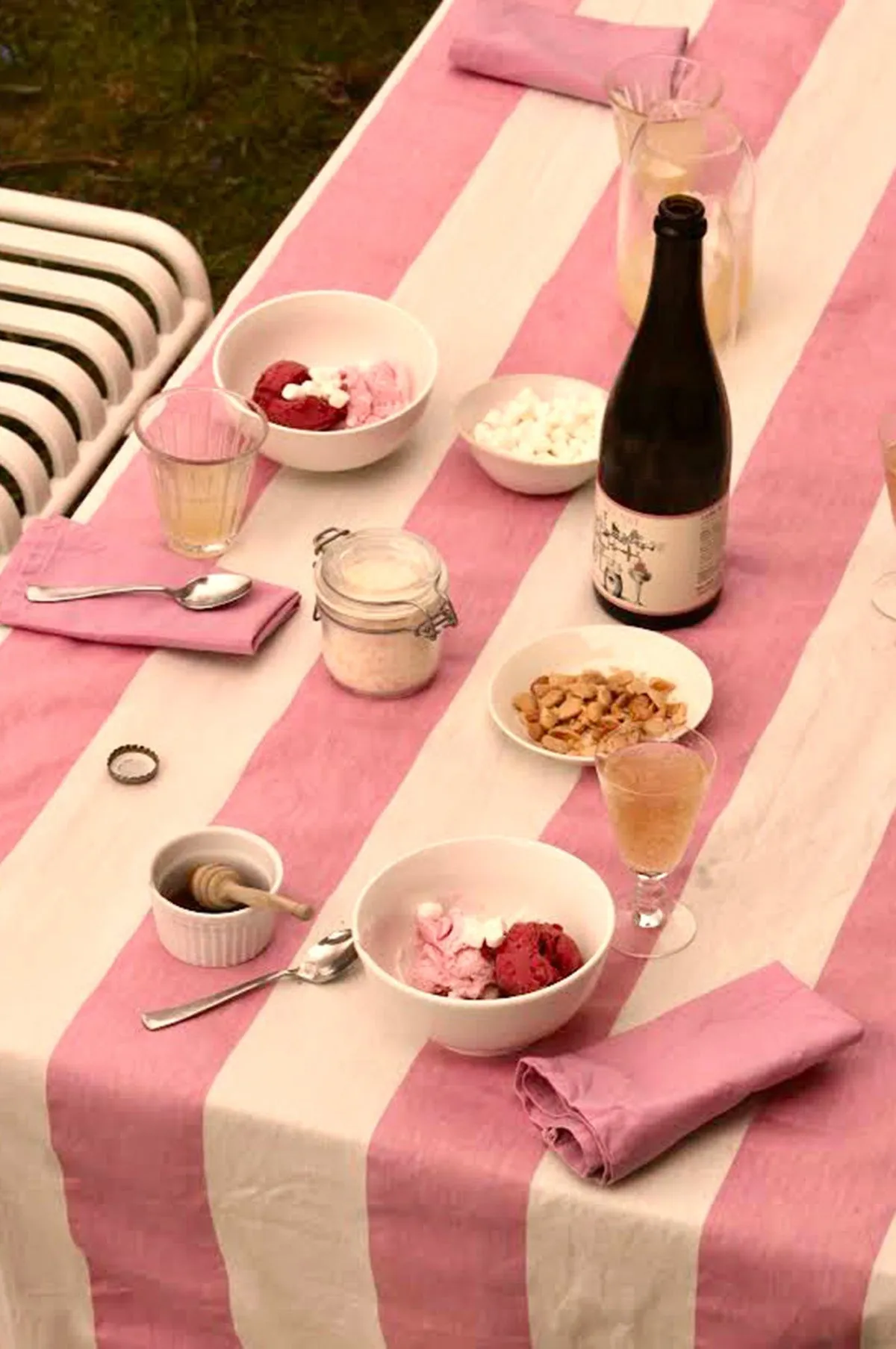 Gaia Table Cloth 180cm