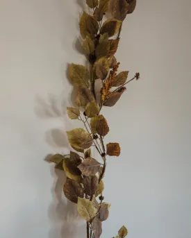 Green Birch Leaves & Berry Bundles Garland