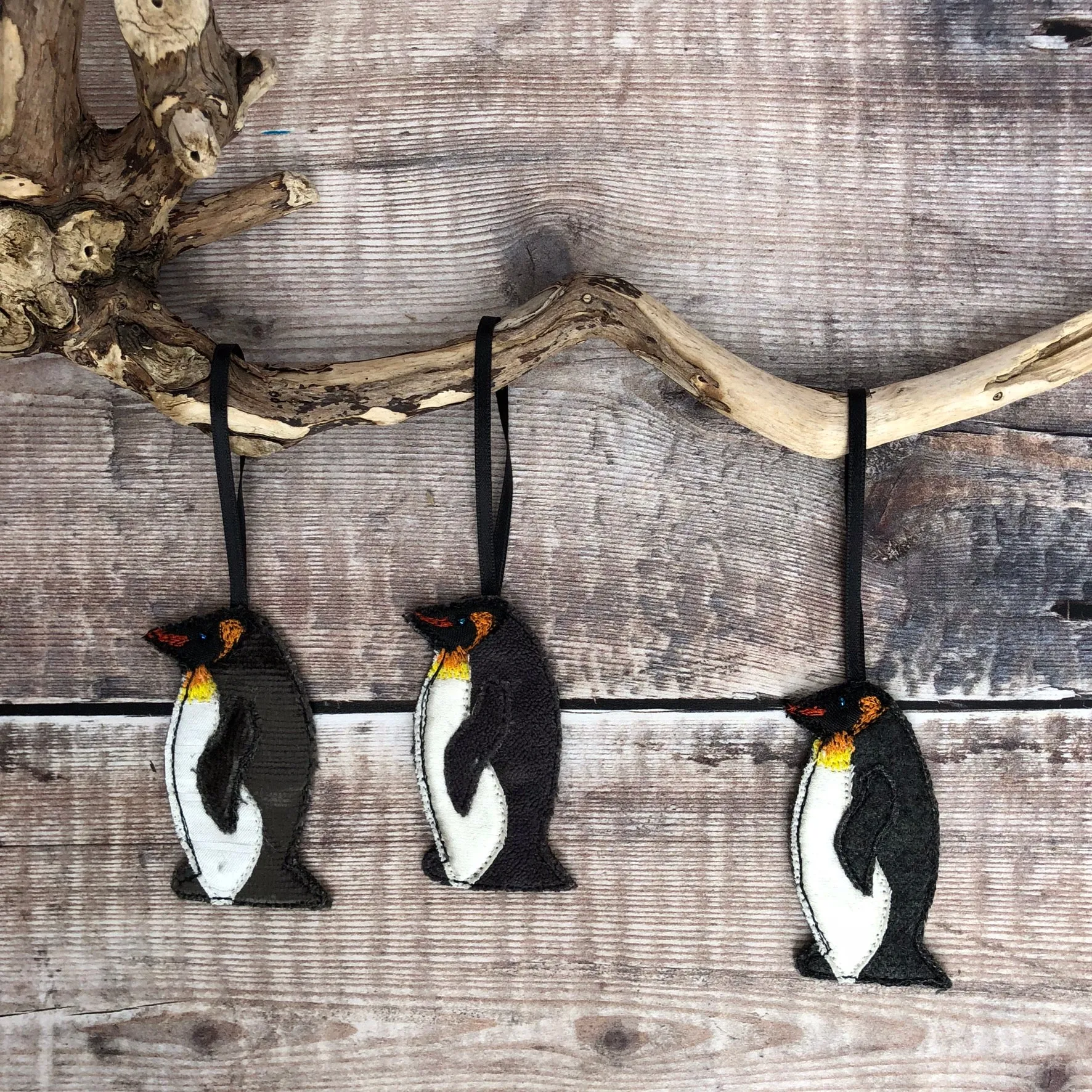 Hanging King penguin