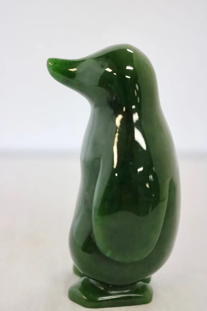 JADE PENGUIN 2"