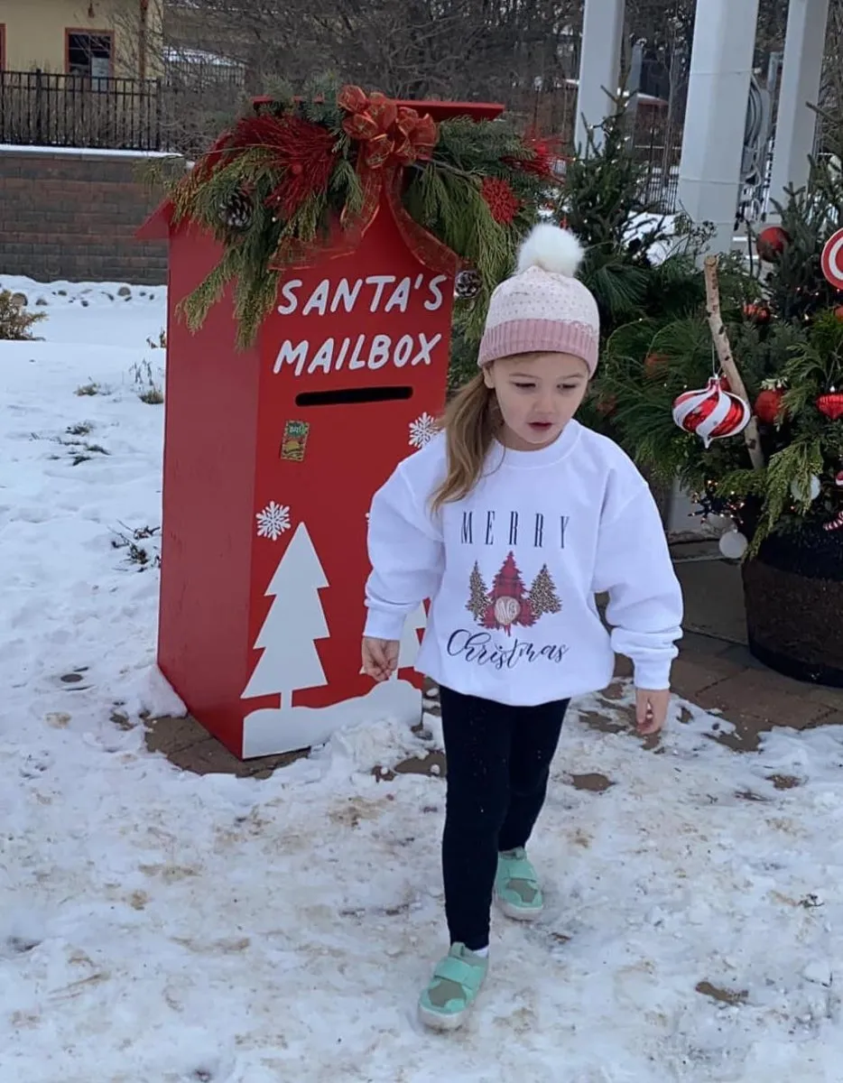 Kids Monogrammed 'Merry Christmas' Pattern Crewneck Sweatshirt