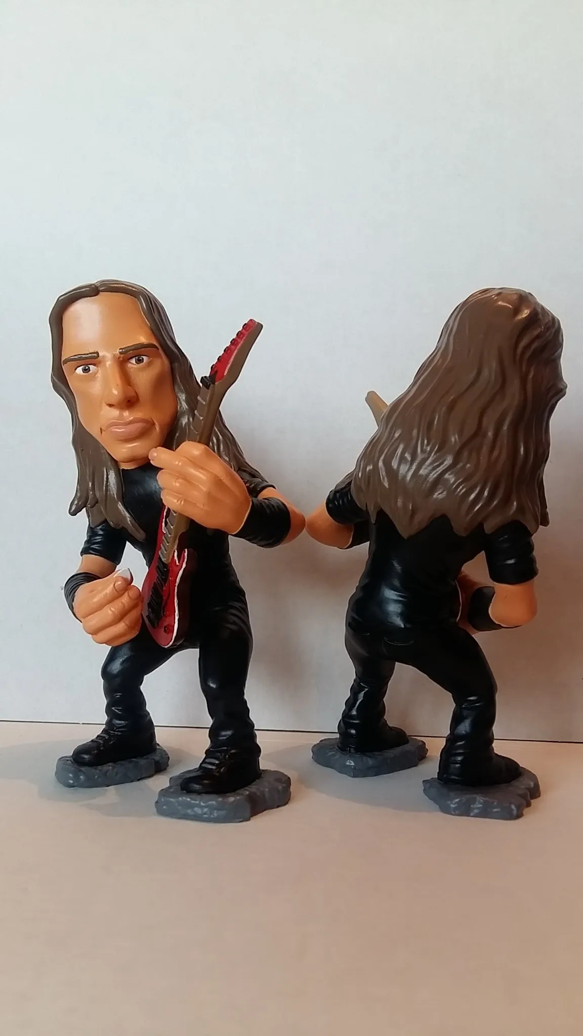 KIKO LOUREIRO’S HANDMADE FIGURINE LIMITED NUMBERED EDITION TO 30
