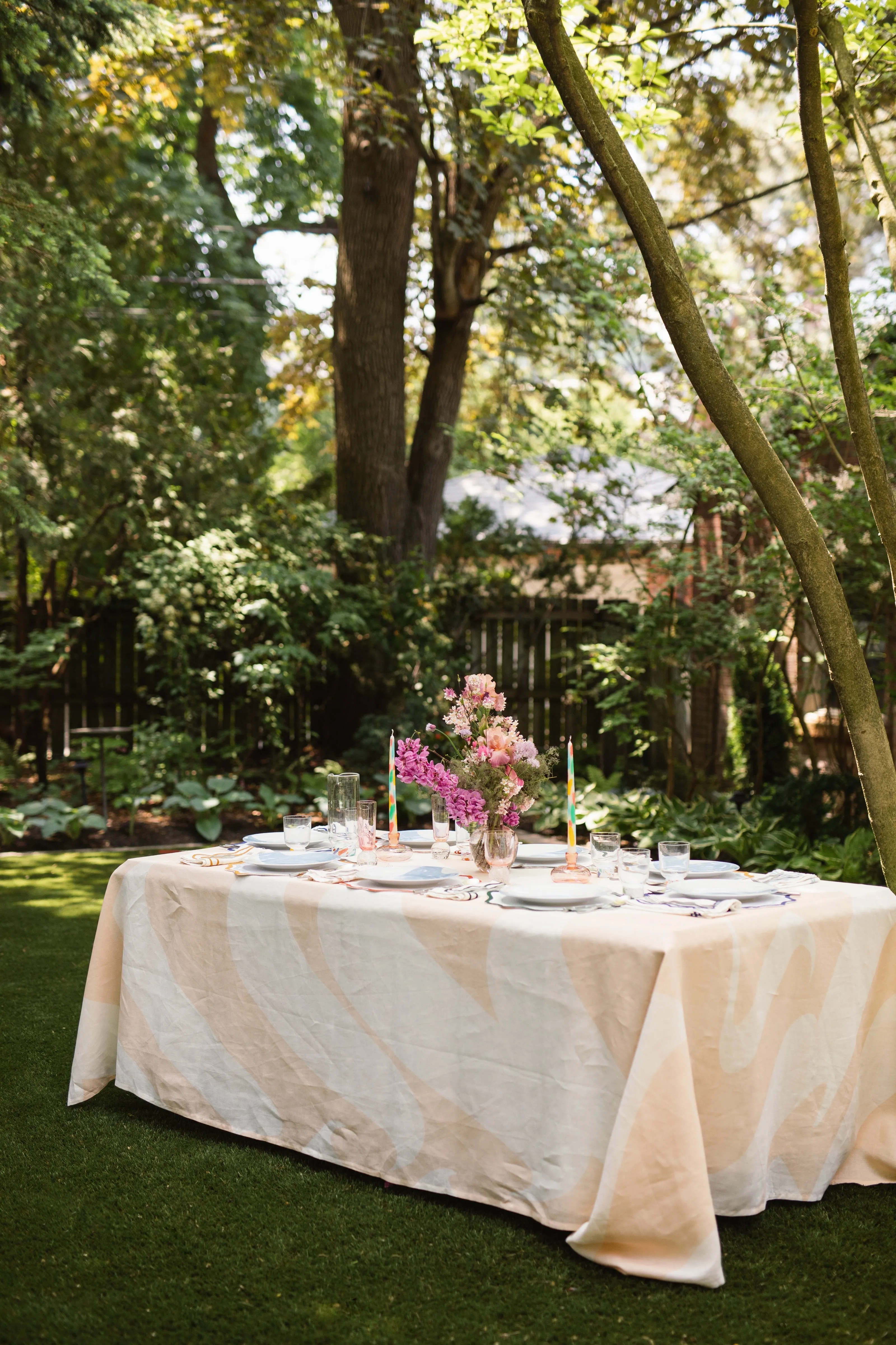 MISETTE Colorblock Tablecloth