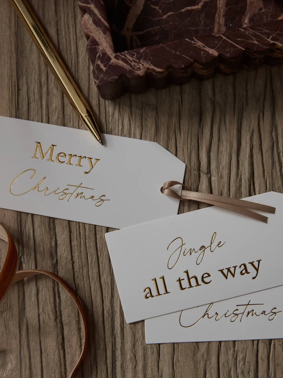 Set of 10 Embossed Gift Tags